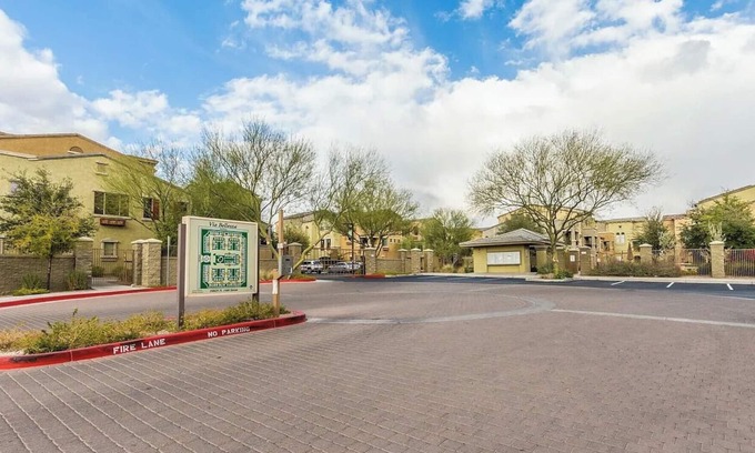 North Mountain Casa | Long Term Gem in the North Phoenix Desert, near ample amenities