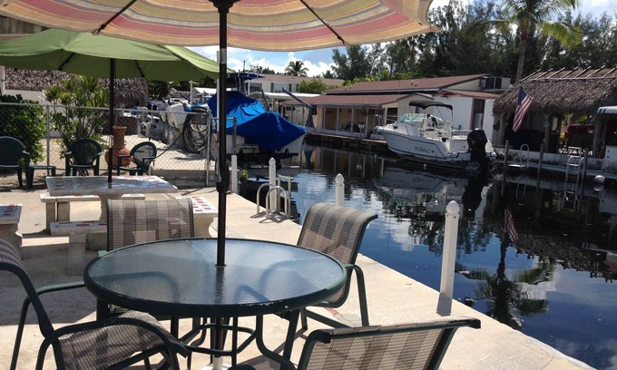 Key Largo Village Casa | Recientemente remodelado Key Largo Gem En Canal W / Bahía de acceso, cerca de muchas atracciones.