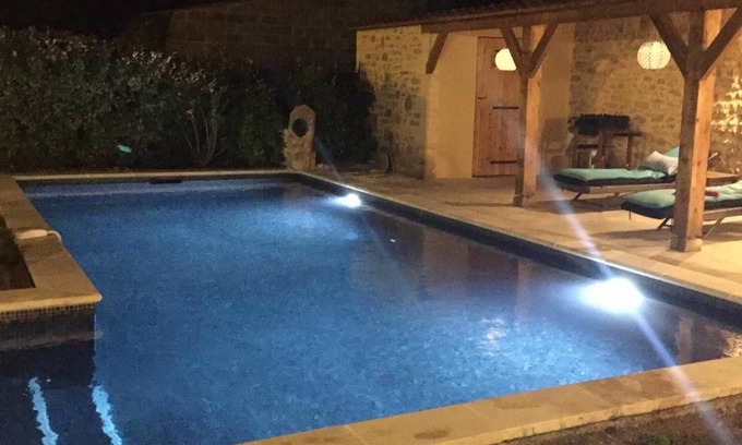 Saint-Julien-de-Lampon Casa | Longère completamente renovado con piscina privativa