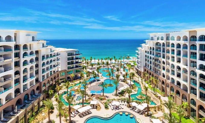 Palmilla Complejo | Longest Lazy River in Cabo - Bring the kids! 5 Star 2 bedroom on the Beach!