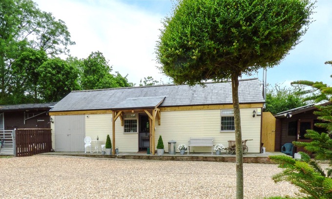 Wimborne Saint Giles Cabaña | Longhouse Lodge, MANNINGTON