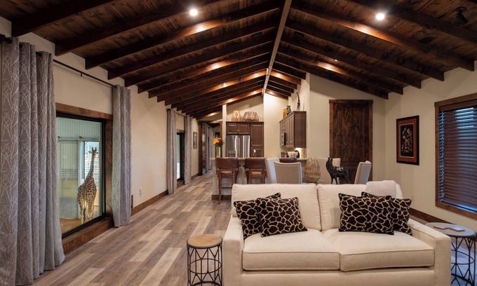 Fredericksburg Complejo | Longneck Manor