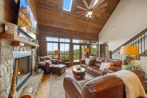 Boone Casa | Longview Cabin