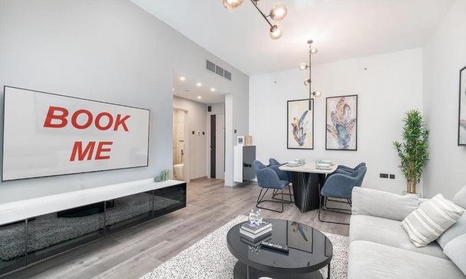 Trade Centre 1 Apartamento | Look at me I'm cool & central