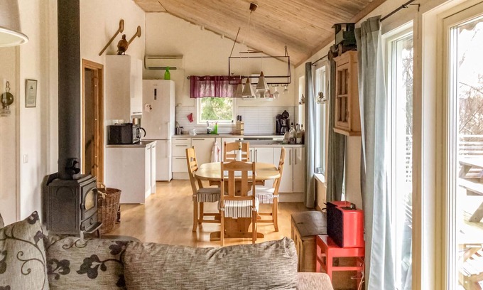 Norrtalje Municipality Casa | Alojamiento de 4 habitaciones en Väddö
