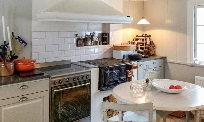 Lingbo Casa | Look forward to a special living experience in this vacation home dating back to 1780.