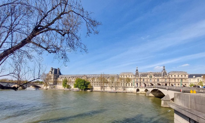 Meaux Casa | Look forward to this very well located house in the heart of the historic city center of Meaux.