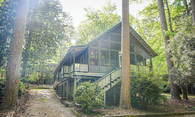 Pine Mountain Chalet De Esquí | Look no further! Your family will love this chalet with optional meeting room!