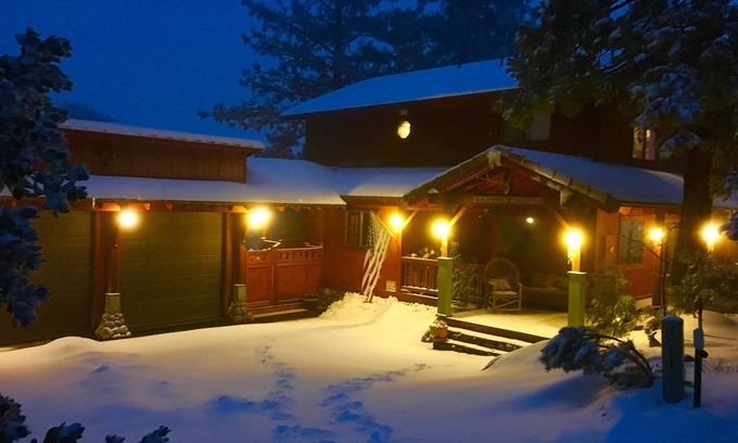 Idyllwild Cabina | Lookout Lodge: momentos de montaña para recordar