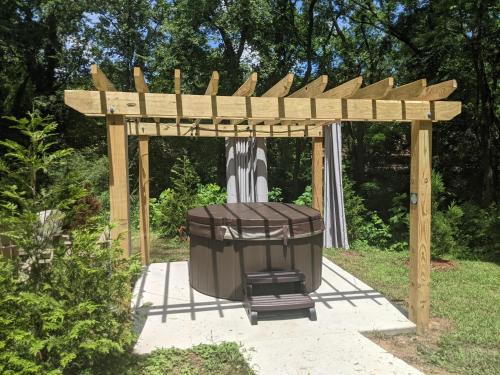 Lookout Valley Neighborhood Association Casa | Lookout Tiny Cabin 5 Min To Downtown Chattanooga