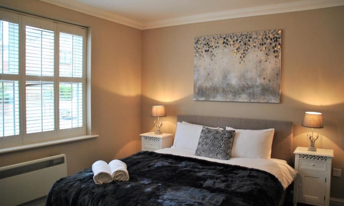 Windsor Apartamento | Lord Raglan House One Bedroom with Parking