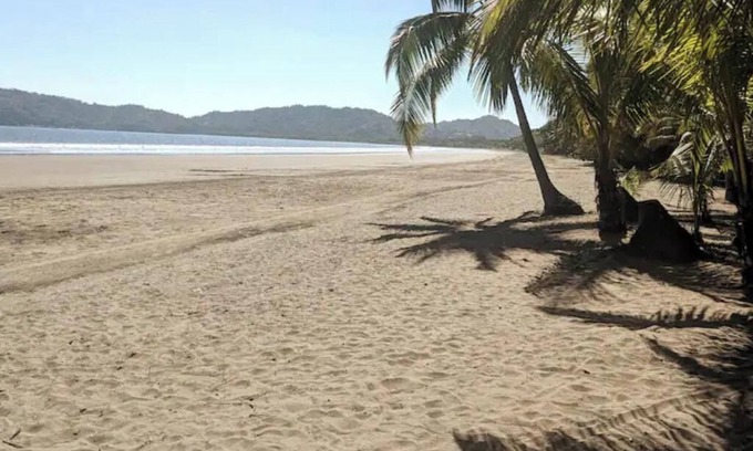 Tambor Condominio | Los Delfines Condo, the perfect Pura Vida couple getaway awaits!