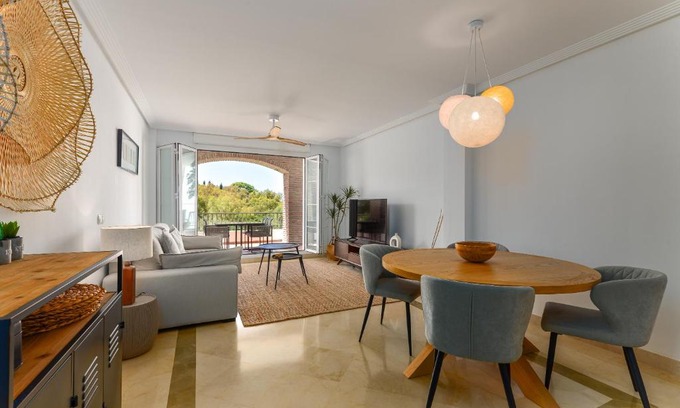 Benahavis Apartamento | Los Eucaliptos Appartement deux chambres Chez Stefan