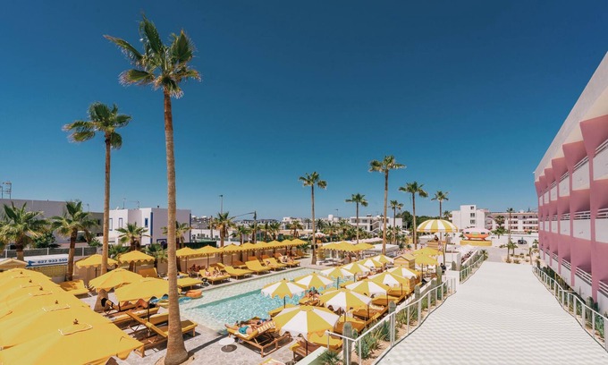 Bahía de San Antonio Hotel | Los Felices Ibiza
