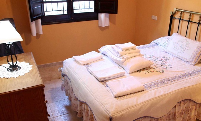 Jimera de Libar Casa | Casa Rural Los Lirios