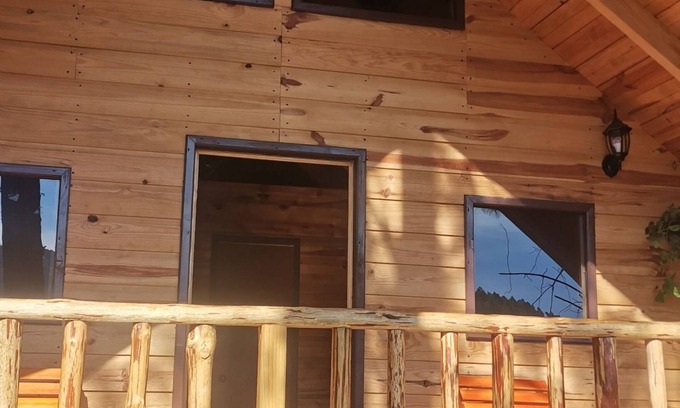San Sebastián Río Hondo Cabina | LOS PINOS MAGICOS Cabin