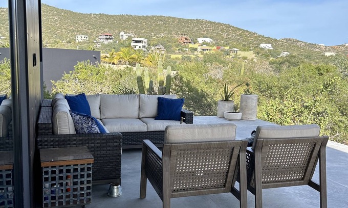 San José del Cabo Villa | Los Zacatitos, BCS, México - Off-Grid, New, Modern - Casa de Cordero Negro -