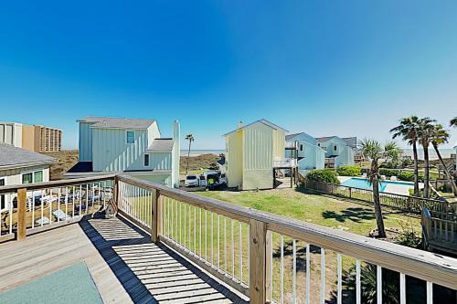 Port Aransas Casa | Lost Colony Shiny Shell Cottage