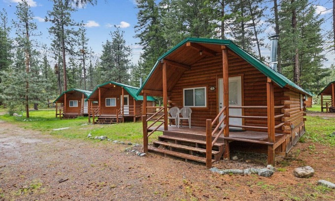 Grantsdale Cabina | Lost Horse Resort - Double Queen Cabin #15
