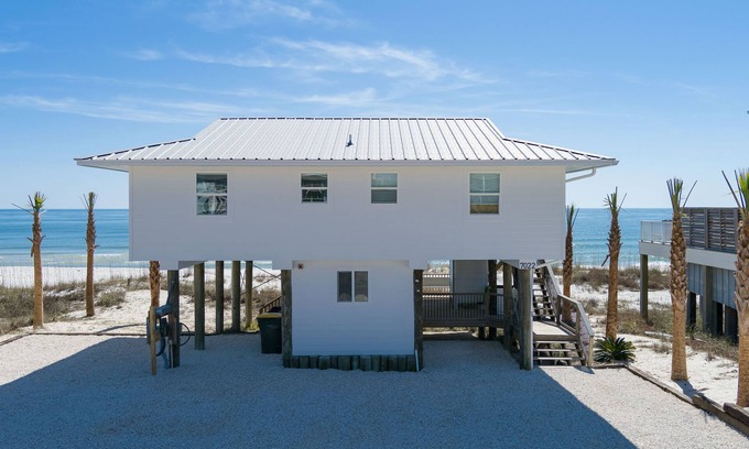 Surf Side Shores Casa | Lost Palms. Great 2 bedroom 2 bath home that sits directly on the Gulf front.