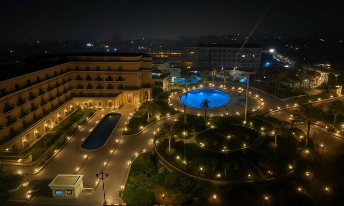 Qasr an-Nil Hotel | Lotus Hotel