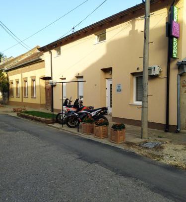 Zrenjanin Apartamento | Lotus house