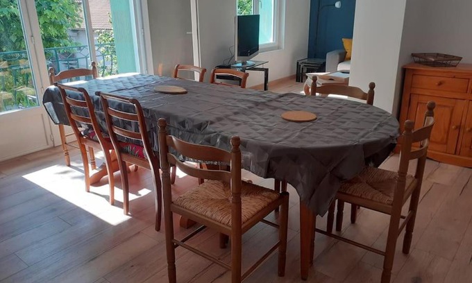 Villefort Apartamento | Loue appartement duplex de 90m2 refait à neuf