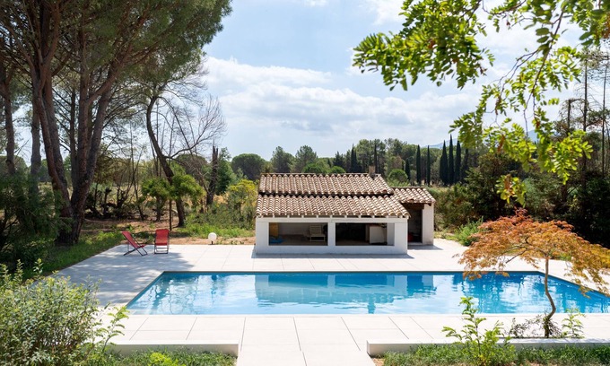 Palau-del-Vidre Casa | Loue Maison de Type Hacienda Avec Piscine en Catalogne