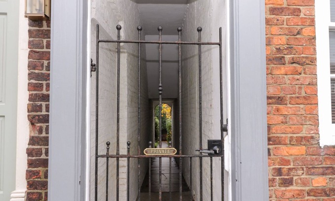Tynemouth Cabaña | Lovatt House Apartment Tynemouth