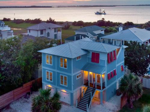 Tybee Island Casa | Love and Luck