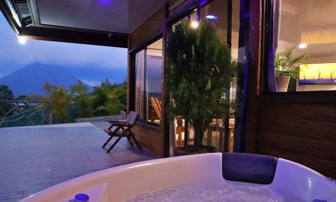El Fósforo Cabina | Love Cabin - Lake & volcano Views
