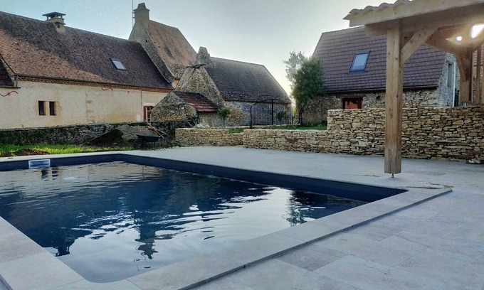 Castels et Bezenac Casa | Love nest with swimming pool in the heart of Périgord Noir