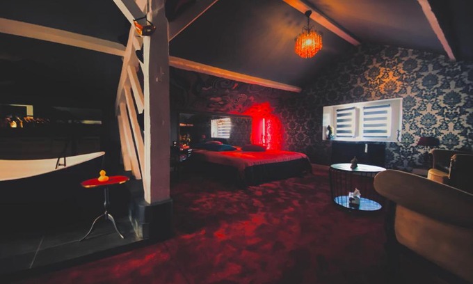 Saint-Vincent-de-Paul Cama Y Desayuno | Love-Room Chic&Glam'