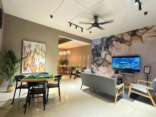 Taman Mount Austin Casa | Loveable Home 4 Bedroom Mount Austin JB
