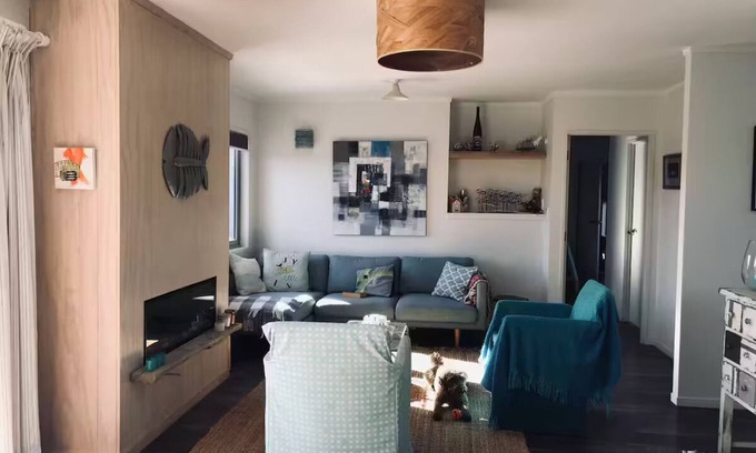 Ohope Casa | Loved family bach with flair and soul