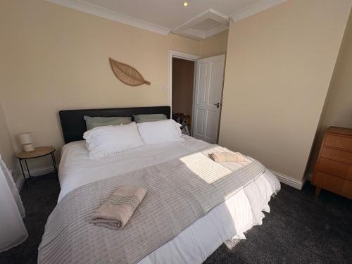 Herne Bay Apartamento | Lovely 1 Bed flat in high street - 4 min walk to beach- 300m
