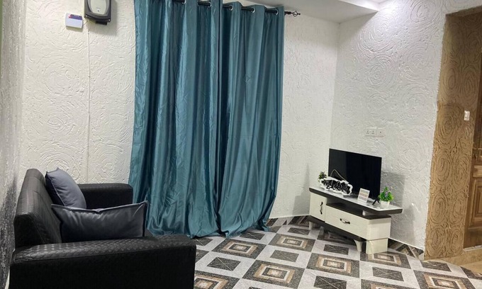 Tema Casa | Lovely 1-Bed House in Tema, Afienya-Mataheko Accra