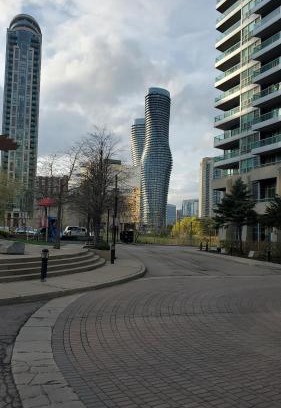 Downtown Mississauga Apartamento | Lovely 1 bedroom Condo Downtown Mississauga Square One
