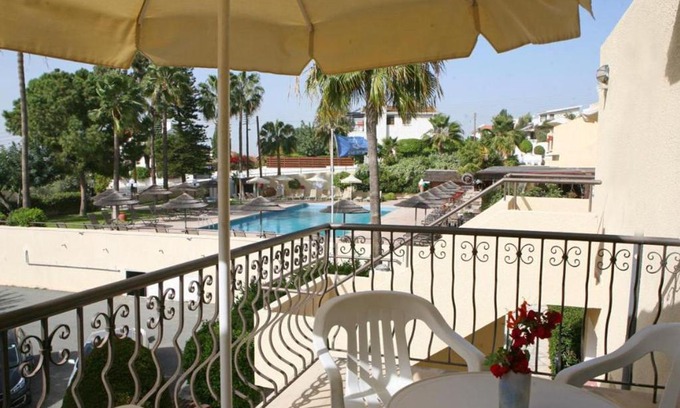 Erimi Apartamento | Lovely 1-bedroom holiday apartment with balcony All yours