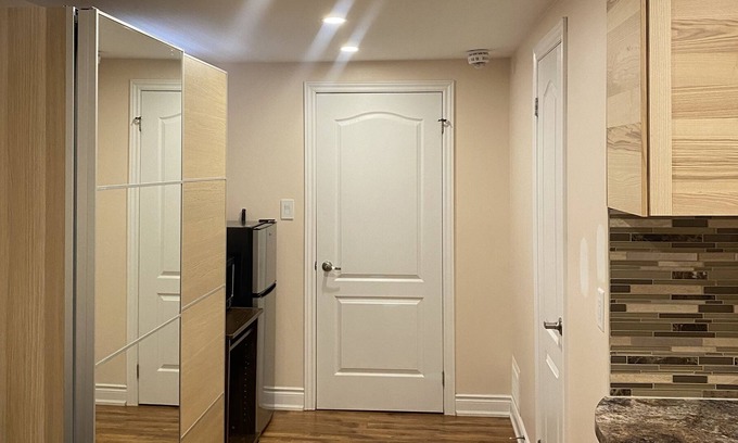 East Credit Casa | Lovely 1 bedroom unit in Mississauga