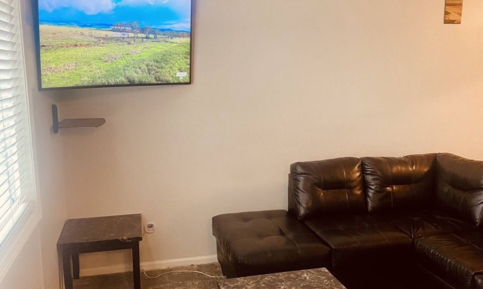 Clarkston Apartamento | Lovely 1bedroom loft with free parking on premises