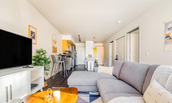 Wilburton Apartamento | Lovely 1BR in Bellevue, Gym + Pet-Friendly