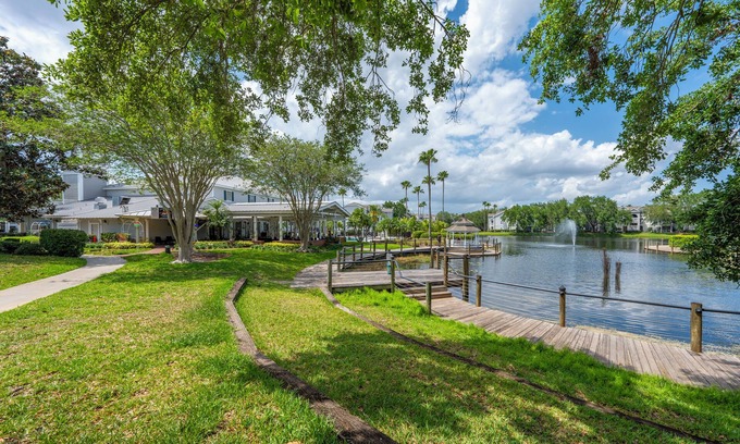 Park Central Apartamento | Lovely 2/2 Suite / Centrally Located / Universal Studios/ Millenia Mall / Disney
