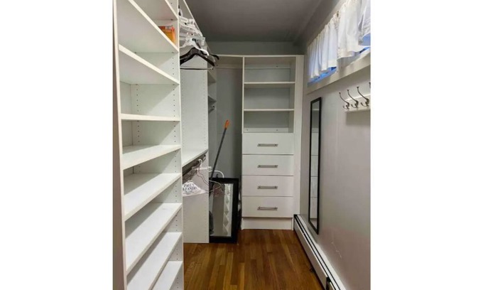 North Providence Casa | Lovely 2-bedrooms rental unit with free parking.