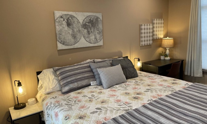 Helena West Side Condominio | LOVELY 2 Bedroom Fully Furnished w/ Laundry