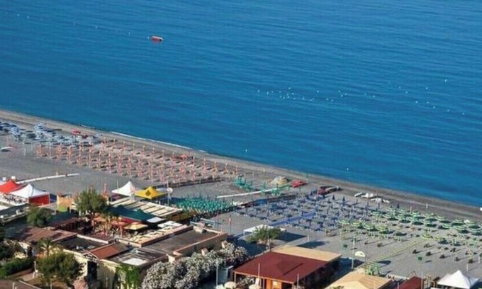 Scalea Apartamento | Lovely 2-bedroom rental with patio in Scalea