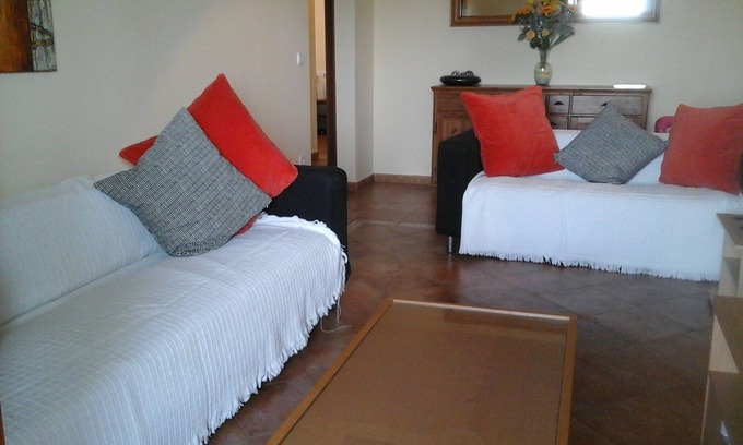 Costa Esuri Apartamento | Precioso apartamento de 3 dormitorios con WiFi con vistas a la piscina