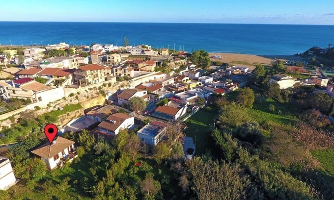 Noto Marina Cabaña | Lovely 3-Bed Cottage in Noto