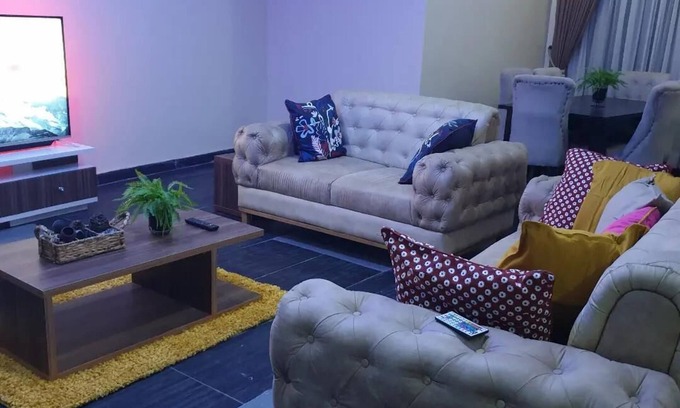 Ofin Casa | Lovely 3-bed House in Lekki , Terrace , ac ,wifi