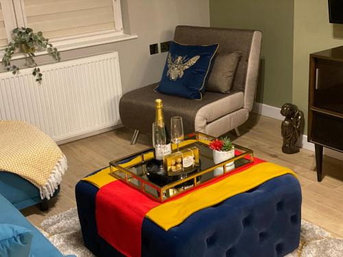 Granton Apartamento | Lovely 3 bed with jacuzzi, close to airport, driveway, wifi